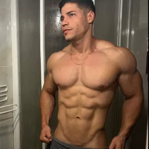 GianWolf Onlyfans