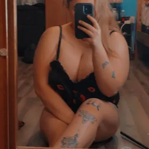 curvygirlwithbigtities Onlyfans