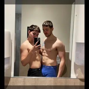 NZ boyfriends 🧑‍🤝‍🧑👨🏻‍❤️‍💋‍👨🏻 Onlyfans