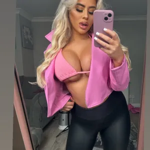 queenbrooklynx OnlyFans