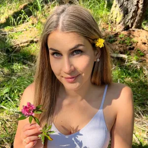 Emily 🍒 Onlyfans