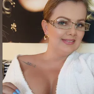 arianediomout Onlyfans