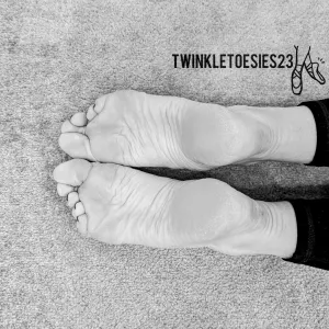 twinkletoesies23 OnlyFans