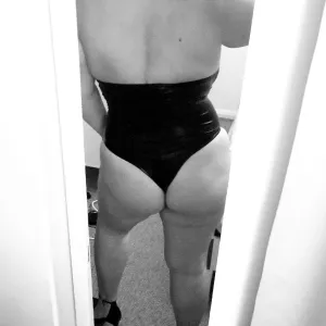 sexycurves90 OnlyFans