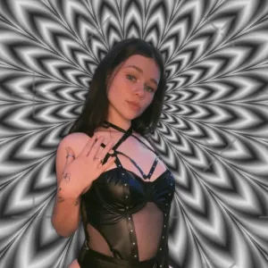 Goddess Holly🤍⛓️ Onlyfans