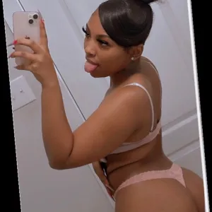 cinnamon_queennn Onlyfans